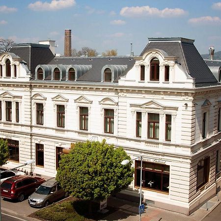 Hotel Lev Lovosice Exterior foto
