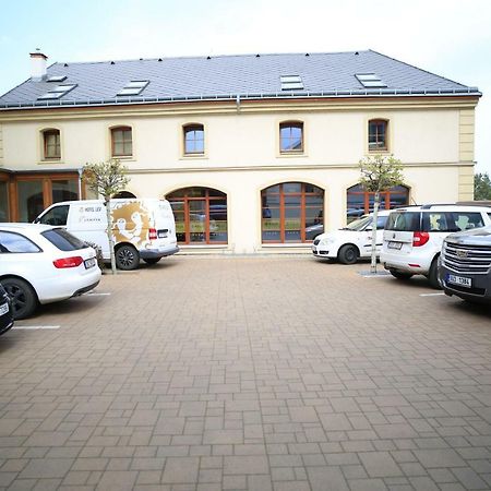 Hotel Lev Lovosice Exterior foto