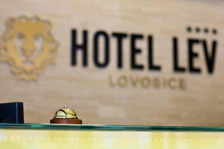 Hotel Lev Lovosice Exterior foto